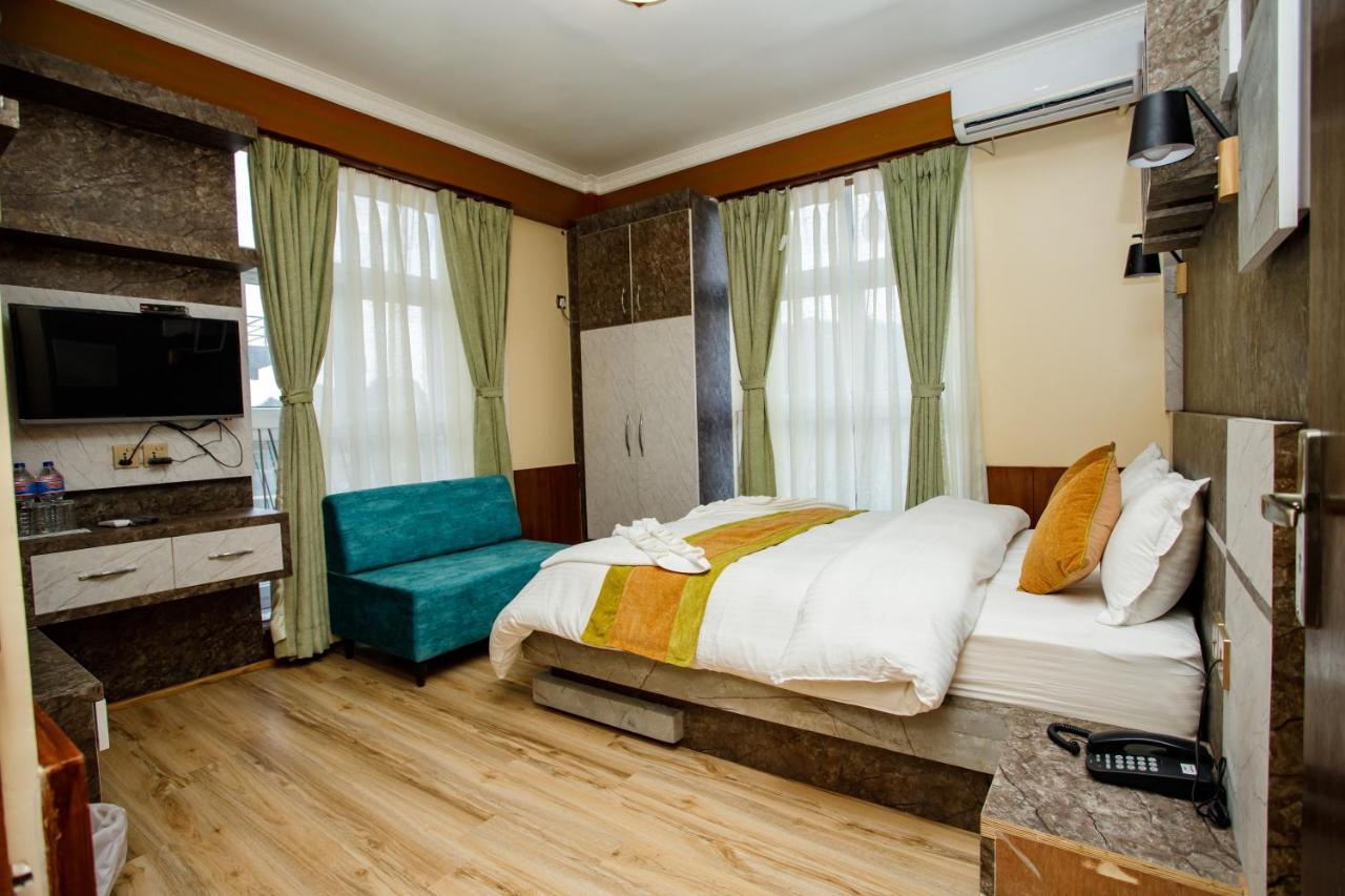 Gauri Shankar Hotel Нагаркот Экстерьер фото